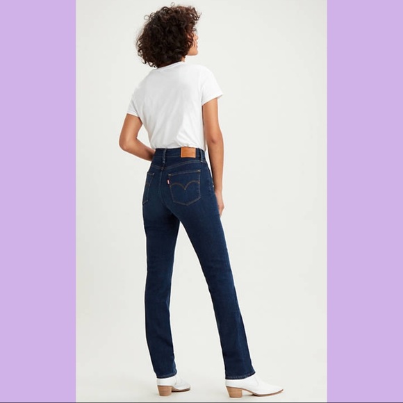 SEE NEW LISTING - NWT Levis 724 High-Rise Straight Jeans 27x30 - Picture 3 of 11